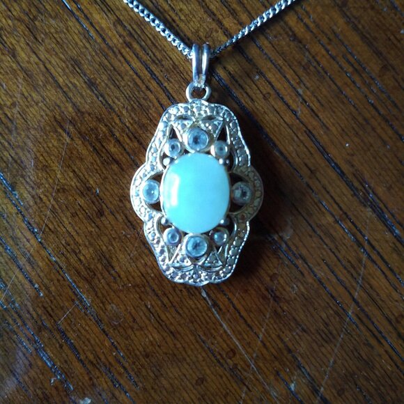 Authentic Light Blue Opal Pendant Surrounded by 8 Graduated Aquamarine Gemstones - Picture 1 of 7